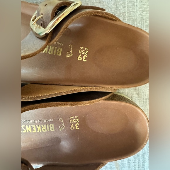 New without box ladies leather Birkenstock's size 39 - Picture 2 of 4